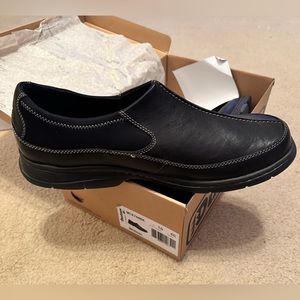 Dunham Never Worn Blacks Loafers